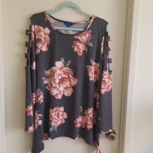 Cotton feel top with cute sleeve cut outs.